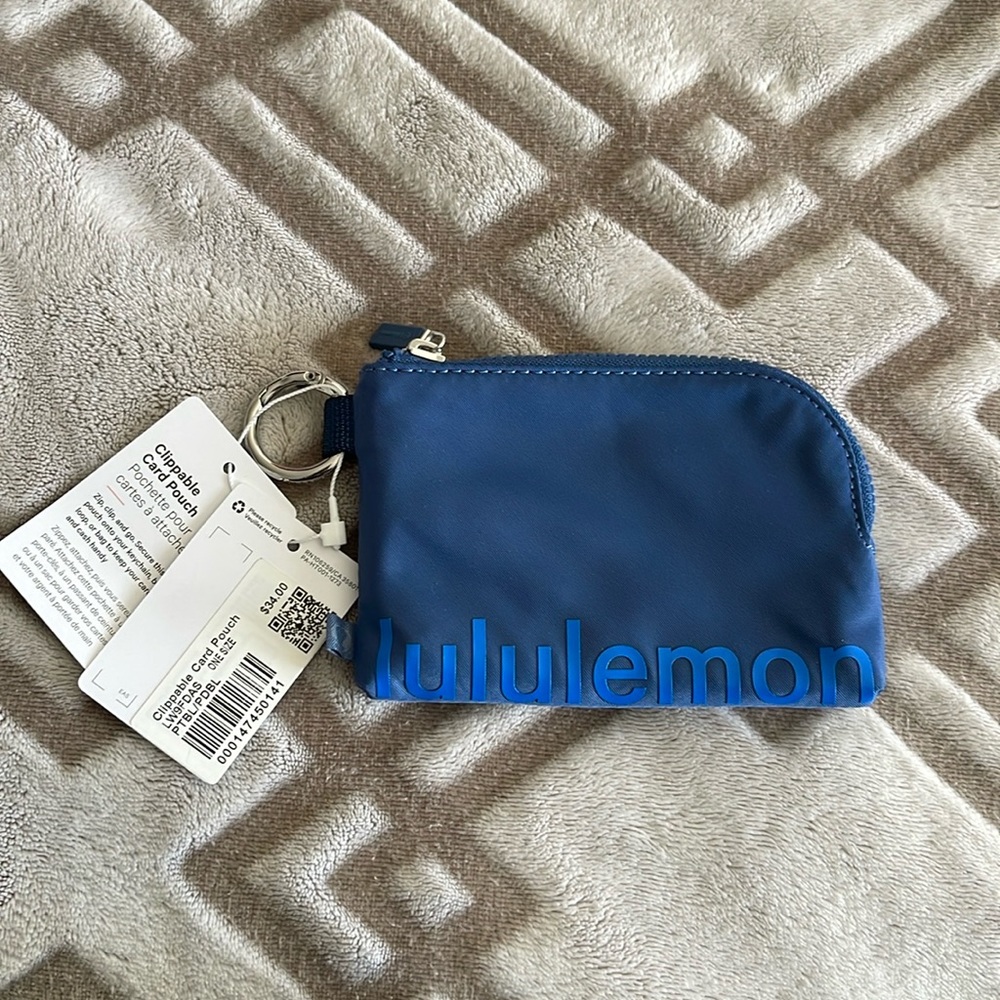 Lululemon Clippable Card Pouch